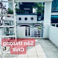 Nhà Đẹp,3 Lầu 3P.ngủ Có Máy Lạnh & Sân Thượng,Ở 4-5Ng Okie