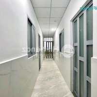 Phòng Tron Ngay Đại Học Công Thương, Giáp Tân Bình, Gần Aeon Tân Phú, Mới Xây Có Thang Máy