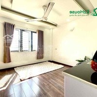 Studio Đầy Đủ Nội Thất Cửa Sổ Lớn Ngay Chợ Tân Hương - Tân Quý