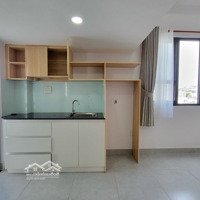 Phòng Gác Lớn Mới Xây Ban Công, Cửa Sổ Full Nội Thất Gần Phan Văn Trị.