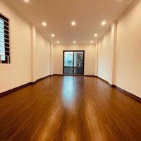 Bán Nhà Lạc Long Quân 42M2 Nhà Đẹp Lô Góc Ngõ Thông Ở Luôn 9.6 Tỷ