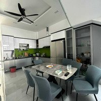 Bán Nhà 3 Tầng, 94M2. Hẻm Oto, Ngay Trung Tâm P. Long Trường, Quận 9