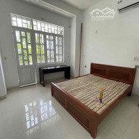 Cho Thuê Căn Hộ Full Nội Thất Sát Đại Học Duy Tân 40M2