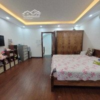 Bán Nhà Nguyễn Văn Cừ_40M_Mt 5M_Phun Nội Thất_Gần Cầu Chương Dương_20M Ra Ô Tô Tránh