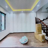 Nhà Phố Hoa Bằng, Mới Kong, Ô Tô Moning Đỗ Cửa, Kinh Doanh, Diện Tích: 48 M2, 5 Tầng,Mặt Tiền4,9M, Giá Bán 9,9 Tỷ.