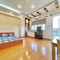 Cho Thuê Căn Hộ Studio Rộng 45M2 Có Balcon Thang Máy