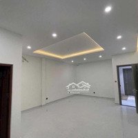 Cho Thuê Nhà Mới Đẹp -Diện Tích5 X 18M, 1 Trệt 2 Lầu - Đường Phạm Văn Bạch P15 Tân Bình