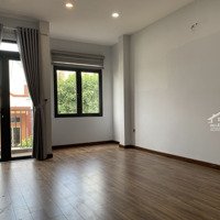 Nhà Mặt Tiền 80M2, 5 Phòng Ngủ 4 Vệ Sinh Đường Trường Chinh, Quận 12