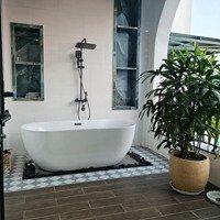 Bán Căn Biệt Thự Khu Bàn Cờ Nha Trang Mặt Tiền 8.2M Nở Hậu Rất Đẹp,Khu Vực Dân Cư Đông Đúc Gần Biển