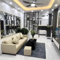 Bán Nhà Khâm Thiên, Cạnh Công Viên, Đông Nam 30M2 5 Tầng2 Thoáng 4,7 Tỷ