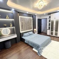 Bán Nhà Khâm Thiên, Cạnh Công Viên, Đông Nam 30M2 5 Tầng2 Thoáng 4,7 Tỷ