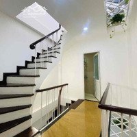 Nhà Đẹp, Thông Phong Văn Miếu Quốc Tử Giám, 30M2, 6 Tầng, 4,98 Tỷ.