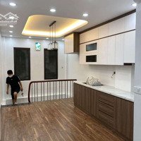 Nhà Phố Tư Đình - Gần Cầu Chương Dương - Ô Tô Qua Nhà