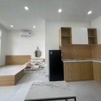 Chdv Ngộp, 80M2 Ngang 4,8M X 5 Tầng Hoàn Công , 35 Triệu/Tháng Thuê, Gần Đh Ngân Hàng, Chỉ 8 Tỷ Hơn Xíu