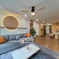 Bán Căn Hộ Ct8 The Emerald Mỹ Đình Căn Góc 124M2, 4 Phòng Ngủtầng Cao View Thoáng.