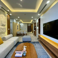 Bán Chung Cư Cầu Giấy, 125M2, Căn Góc Nhà Đẹp, Hơn 5 Tỷ. 0975118822