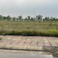 Bán Lô 125m2, mt 5m View cổng Chung Cư KĐT Nam Vĩnh Yên- lh 0987673102