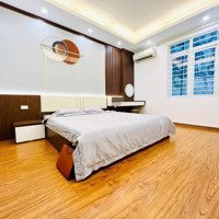 Cần Bán Gấp Căn Nhà 36M X 5 Tầng Ngõ Văn Hương. Nhà Đẹp Full Nội Thất Ở Ngay.