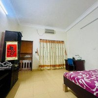 Bán Nhà Cầu Giấy,Hơn 6 Tỷ. Hoa Bằng 50M2, Gần Ngõ Ô Tô Đậu, Mua Ở Đón Bố Mẹ Ở Quê Ra Phụng Dưỡng.