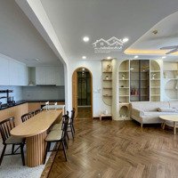 Siêu Phẩm 2 Phòng Ngủtầng Cao, Rộng Hơn 100M2, Thiết Kế Hiện Đại Quốc Hương, Xuân Thủy P. Thảo Điền