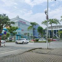 Cầu Vĩnh Tuy, Aeon Mall. Nhà Mới Ở Luôn. 5 Tầng 3 Ngủ 4.6M Mt. 4.55 Tỷ