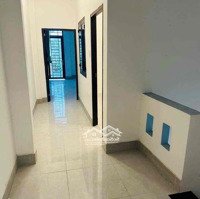 Nhà Đẹp, Nội Thất Cơ Bản, 3 Phòng Ngủ Có 4 Wc