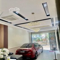 Đang Cho Thuê 24 Triệu/Tháng Nhà Trần Não Q2 57M2 3Ty150 Shr