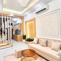 Bán Nhà Riêng Phố Hoàng Mai, Dân Xây, Chính Chủ Đang Hoàn Thiện, 33/58M2 * 5 Tầng, Giá Bán 5.4 Tỷ