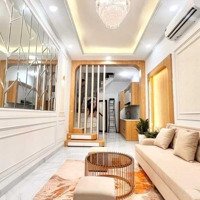 Bán Nhà Riêng Phố Hoàng Mai, Dân Xây, Chính Chủ Đang Hoàn Thiện, 33/58M2 * 5 Tầng, Giá Bán 5.4 Tỷ