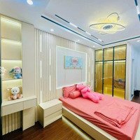 Thanh Xuân Nhà Đẹp Long Lanh - Gần Phố - Fuul Nội Thât 30 M -4 Tầng Chỉ 5.45