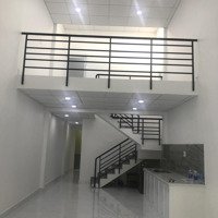 Nhà 1 Trệt, 1 Lửng. Diện Tích 4 X 17M, 2 Phòng Ngủ Máy Lạnh, 1 Phòng Ngủ Mở, 2 Wc. Hẻm Xe Hơi 6M