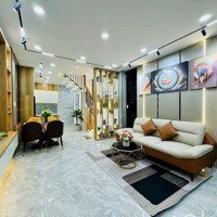 Nhà Gần Chợ Gò Vấp, Cho Thuê 12 Tr. Lương Ngọc Quyến, Phường 5, Gò Vấp. 52M2. Liên Hệ: 0765369477