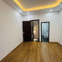 Bán Nhà Đường Lạc Long Quân Gần Phố 5 Tầng Mới Tinh Chào 36M2 Giá Bán 6,5 Tỷ Có Thương Lượng