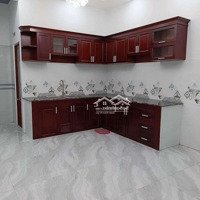 Cho Thuê Nhà Mới Keng,Diện Tích4*16, Trệt Lầu, 3 Phòng Ngủ Hẻm Xe Hơi.