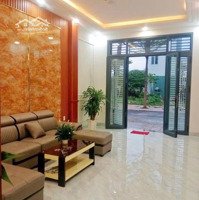 Nhà Chính Chủ Cần Bán Gấp, 1T2L, Nhà 2 Mặt Tiền, Đường Rộng 19M Quay Đầu Thoải Mái Giá - 3Ty8