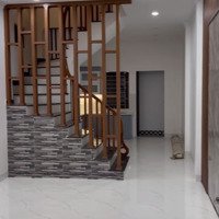 Cần Bán Căn Nhà Mới Hoàn Thiện Xong, Diện Tích 40M2 4 Tầng, 5 Ngủ, Gần Ô Tô, 3.85 Tỷ, Đông Mỹ