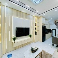 Hot! Nhà Phố Quan Nhân 30M2, Nhỉnh 5 Tỷ, Nhà Đẹp Ở Ngay, Ngõ Gần Ô Tô