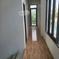 Hiếm _ Chủ Gấp Bán Nhà Đẹp 2 Tầng _ Kiệt 4M - Giá Chỉ 890 Triệu