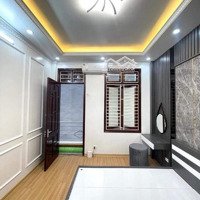 Bán Nhà Lạc Long Quân - Khu Dân Cư Sầm Uất - Ôtô Đỗ Cổng - Nhà Dân Xây