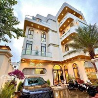 Villa Đẹp Phong Cách Địa Trung Hải Ngay Cổng Thung Lũng Tình Yêu