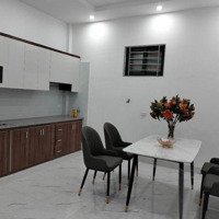 Chính Chủ Nhờ Bán Nhà 5 Tầng Nghĩa Đô Cầu Giấy Ngõ Ô Tô 42M2 Phố Sạch Sẽ Nhỉnh 6 Tỷ