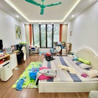 Bán Nhà Mặt Phố Hoàng Hoa Thám , Kinh Doanh - Vị Trí Đắc Địa - 6 Tầng Thang Máy,, 40M2