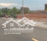 Chỉ 1 Lô Duy Nhất 600 Triệu/100M2, Shr, Ngay Kdc Hội Nghĩa, Tân Uyên, Giáp Kcn Nam Tân Uyên Mở Rộng