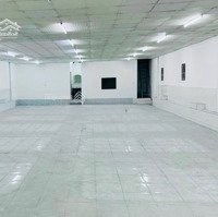 Thuê Kho Xưởng Quận 7Diện Tích600M2 Vách Tường Xây, Trần Cao 8Mn