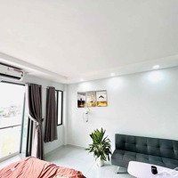 Trống Lại Một Phòng Studio Ban Công Ngay Văn Lang Cs3