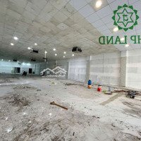 Cho Thuê Mặt Bằng Gần 600M2 Trống Suốt, Cách Đường Đồng Khởi Chỉ 70M