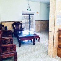 Khách Sạn 2 Mặt Tiền - Có 18 Phòng - Thang Máy - Hợp Đồng Khoán 60 Triệu/Tháng