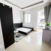 Cho Thuê Studio 1 Phòng Ngủ, Bancol Cửa Sổ 30M2 Gần Công Viên Làng Hoa