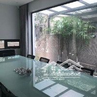 Bán Biệt Thự 3 Tầng Kiên Cố Chương Dương Độ, Quận Hoàn Kiếm, 100M2, Mặt Tiền: 12M. Giá: 9.9 Tỷ