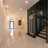 Cho Thuê Biệt Thự Shophouse 150M2, Full Điều Hòa, Có Thang Máy - Giá Chỉ 19 Triệu/Tháng